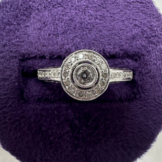 18ct vintage style halo ring